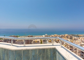 Роскошный пентхаус планировки 4+1 с видом на море