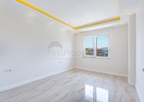 Роскошный пентхаус планировки 4+1 с видом на море