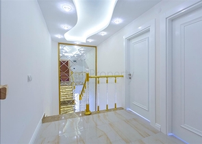 Роскошный пентхаус планировки 4+1 с видом на море