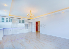 Роскошный пентхаус планировки 4+1 с видом на море