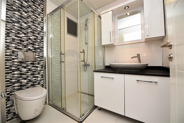 Трёхкомнатная меблированная квартира в престижном районе Оба