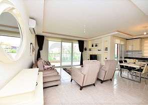 Трёхкомнатная меблированная квартира в престижном районе Оба