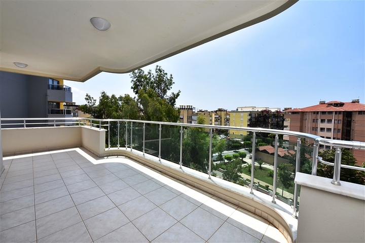 Апартаменты 2+1 для большой семьи в 200 метрах от моря