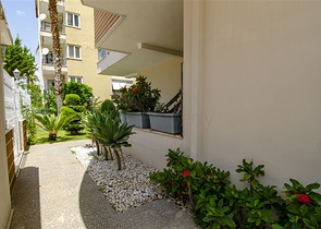 Двухкомнатная квартира с мебелью в Лимане Коньяалты