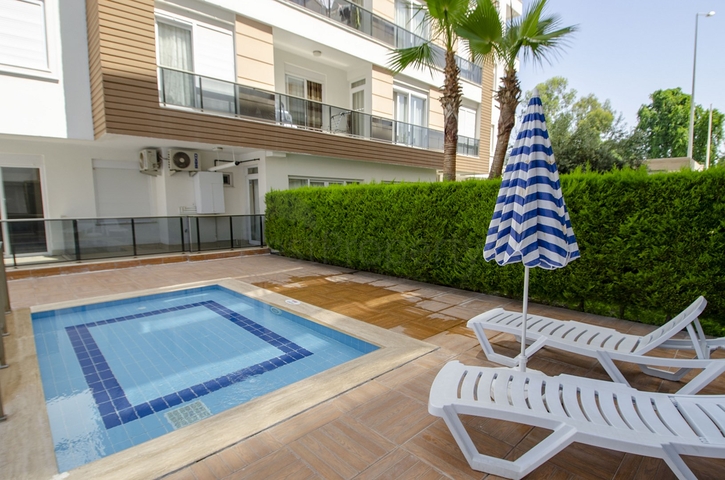 Двухкомнатная квартира с мебелью в Лимане Коньяалты