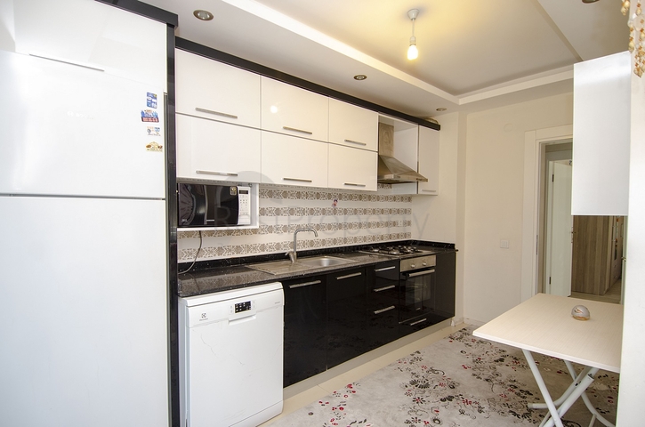 Трехкомнатная квартира с мебелью в районе Хурма Коньяалты