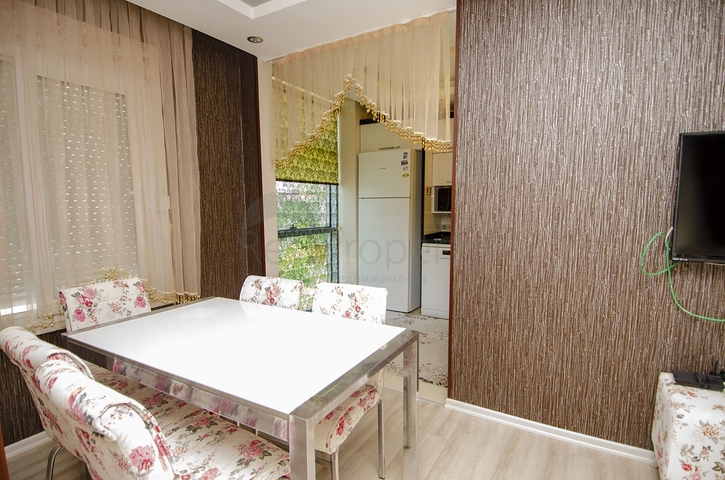 Трехкомнатная квартира с мебелью в районе Хурма Коньяалты