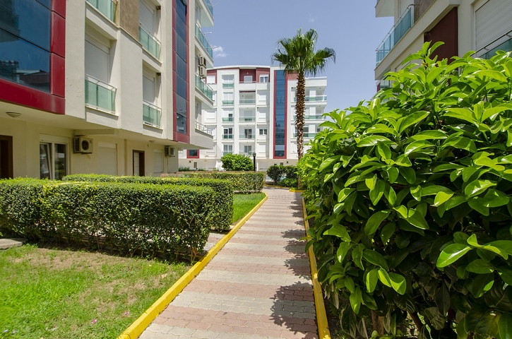 Трехкомнатная квартира с мебелью в районе Хурма Коньяалты