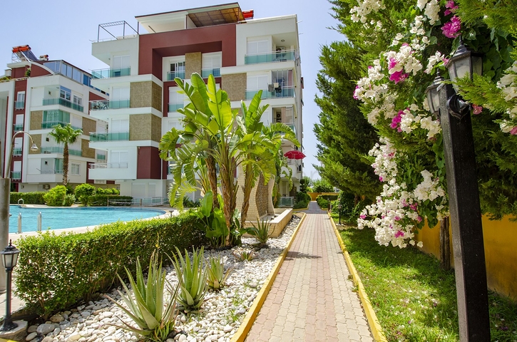 Трехкомнатная квартира с мебелью в районе Хурма Коньяалты