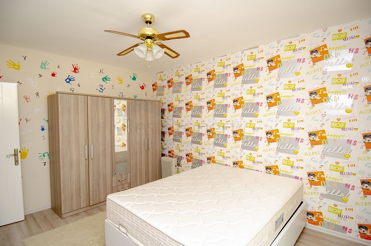 Трехкомнатная квартира с мебелью в районе Хурма Коньяалты