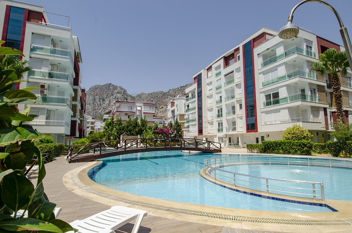 Трехкомнатная квартира с мебелью в районе Хурма Коньяалты