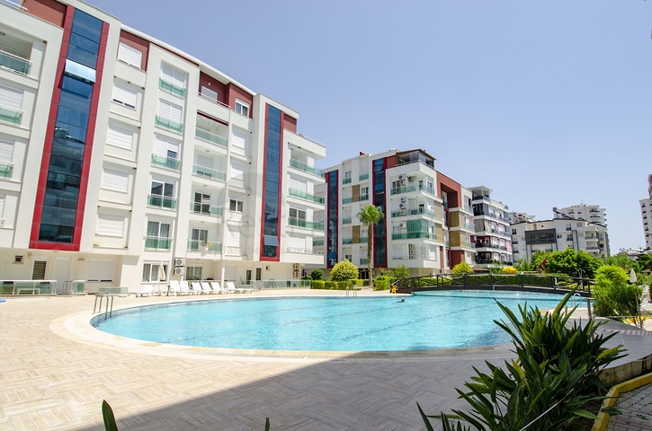 Трехкомнатная квартира с мебелью в районе Хурма Коньяалты