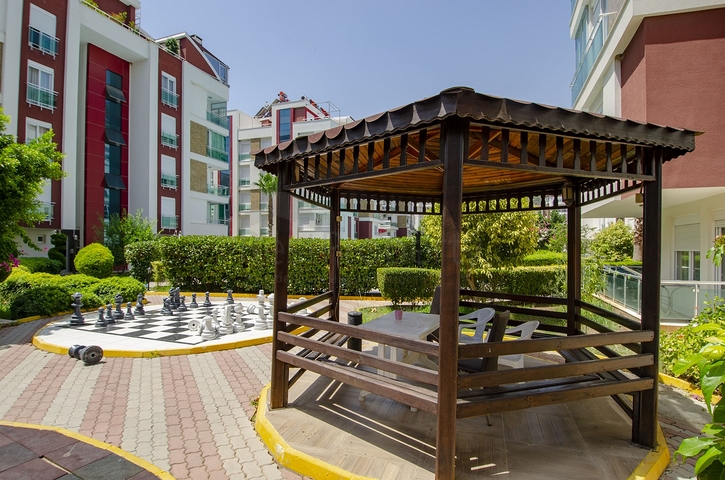 Трехкомнатная квартира с мебелью в районе Хурма Коньяалты