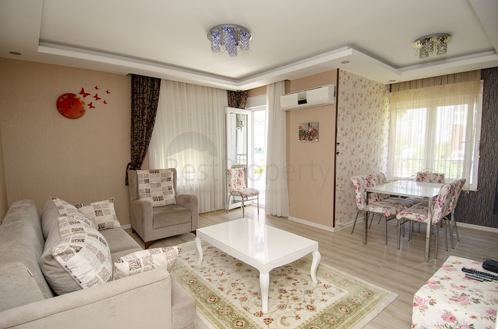 Трехкомнатная квартира с мебелью в районе Хурма Коньяалты