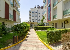 Трехкомнатная квартира с мебелью в районе Хурма Коньяалты