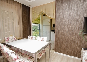 Трехкомнатная квартира с мебелью в районе Хурма Коньяалты