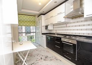 Трехкомнатная квартира с мебелью в районе Хурма Коньяалты