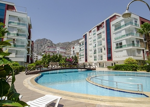 Трехкомнатная квартира с мебелью в районе Хурма Коньяалты