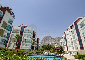 Трехкомнатная квартира с мебелью в районе Хурма Коньяалты