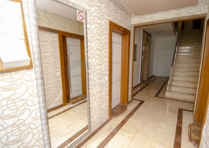 Трехкомнатная квартира с мебелью в районе Хурма Коньяалты