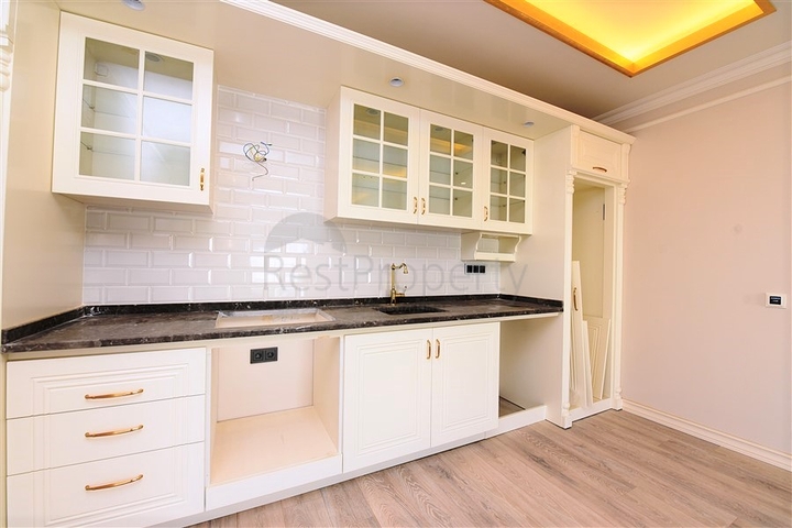 Квартира 2+1 в шикарном комплексе в центре Алании