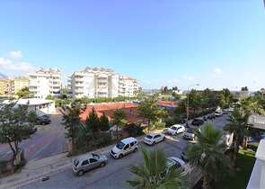 Квартира 2+1 в шикарном комплексе в центре Алании