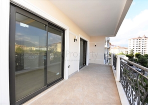 Квартира 2+1 в шикарном комплексе в центре Алании