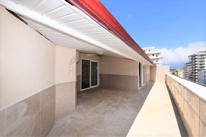 Пентхаус с четырьмя спальнями по привлекательной цене