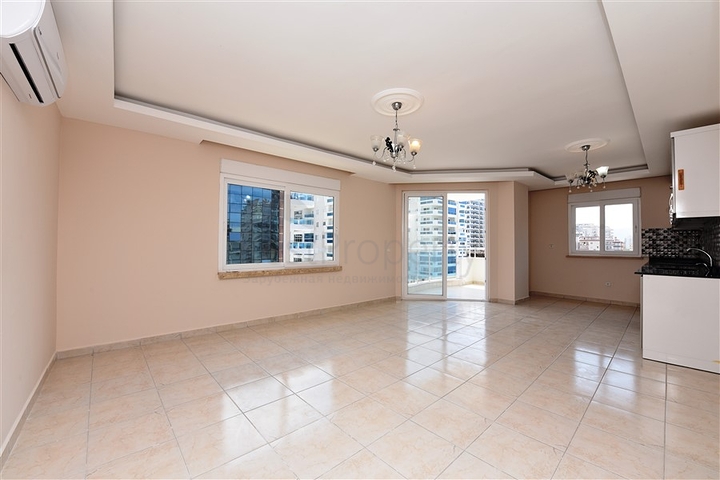 Пентхаус с четырьмя спальнями по привлекательной цене