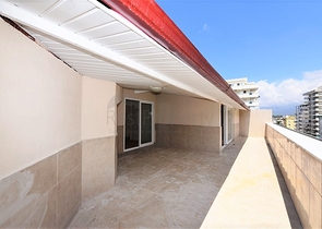 Пентхаус с четырьмя спальнями по привлекательной цене