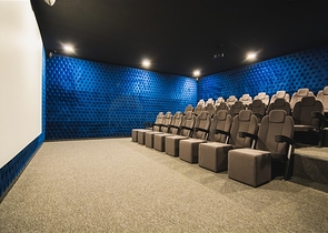 Квартира с мебелью в комплексе с зимним бассейном