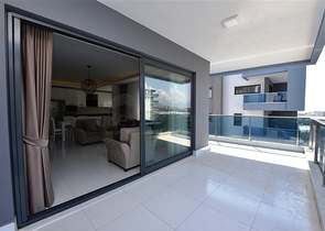 Квартира с мебелью в комплексе с зимним бассейном