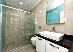 Квартира с мебелью в комплексе с зимним бассейном