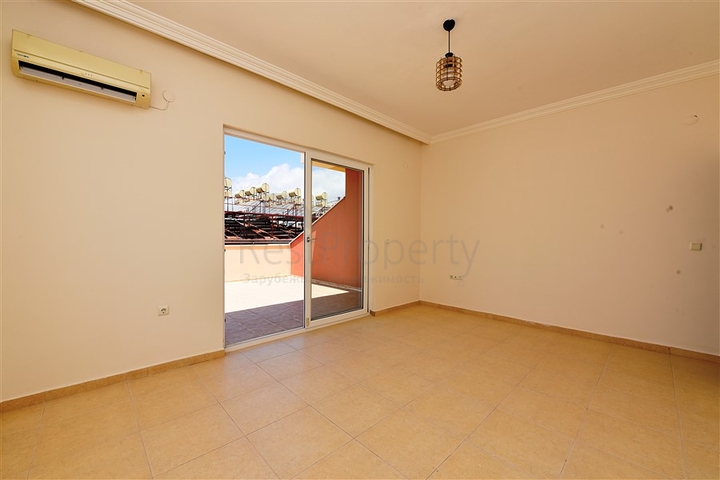 Пентхаус 3+1 в Махмутларе по выгодной цене