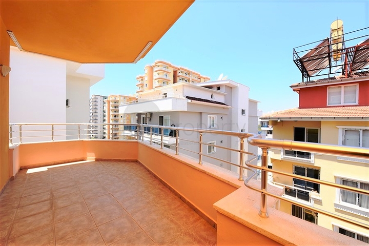 Пентхаус 3+1 в Махмутларе по выгодной цене