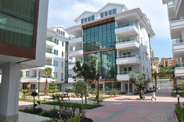 Светлая просторная квартира на берегу горной реки