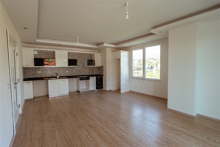 Светлая просторная квартира на берегу горной реки