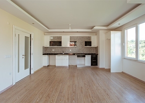 Светлая просторная квартира на берегу горной реки