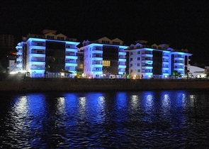 Светлая просторная квартира на берегу горной реки