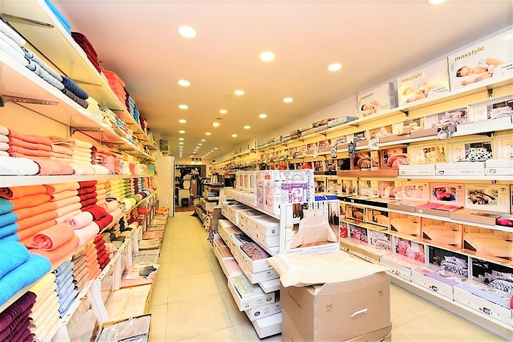 Торговое помещение в ТЦ Окуджалара