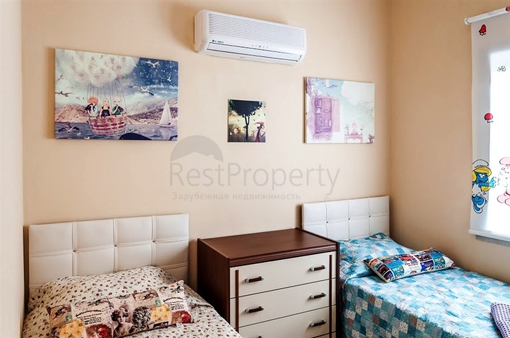 Пентхаус 2+1 с мебелью в центре Кемере в пешей доступности к морю