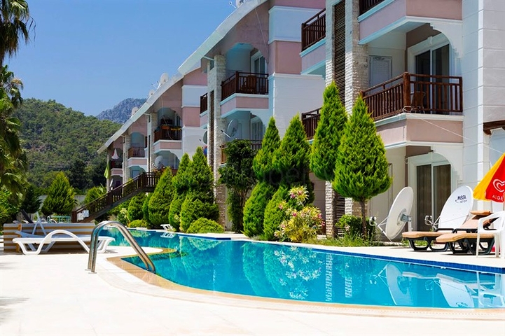 Пентхаус 2+1 с мебелью в центре Кемере в пешей доступности к морю