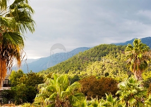 Пентхаус 2+1 с мебелью в центре Кемере в пешей доступности к морю