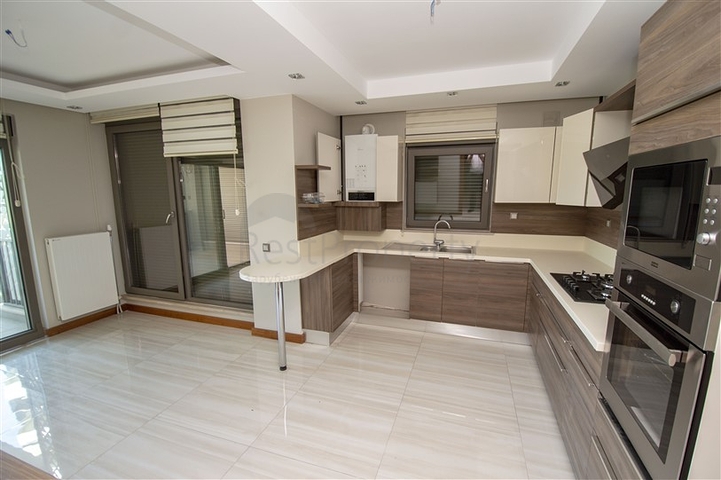 Просторная квартира 3+1 рядом с торговым центром 5 Мигрос