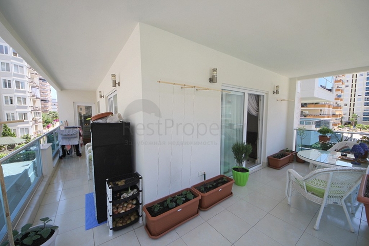 Квартира 1+1 с мебелью в Махмутларе