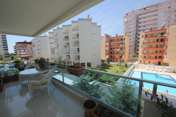 Квартира 1+1 с мебелью в Махмутларе