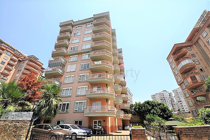 Меблированная трехкомнатная квартира в Тосмуре