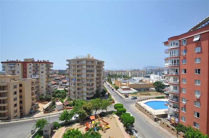 Меблированная трехкомнатная квартира в Тосмуре