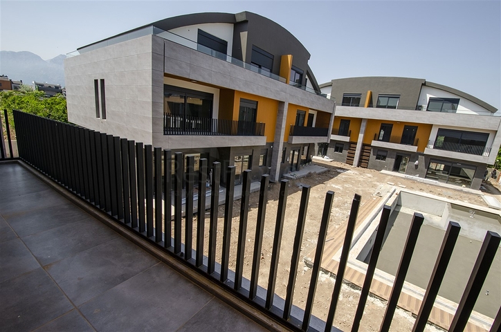 Виллы на завершающей стадии строительства в районе Коньяалты 