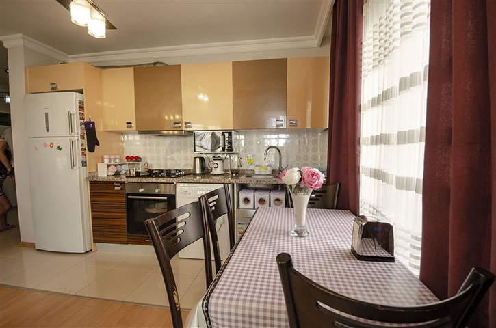 Квартира 2+1  в комплексе 600 м до моря в Анталии